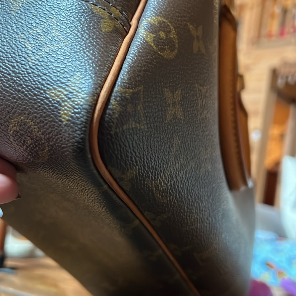 Louis Vuitton Deauville Monogram Bowler Bag - Picture 11 of 16